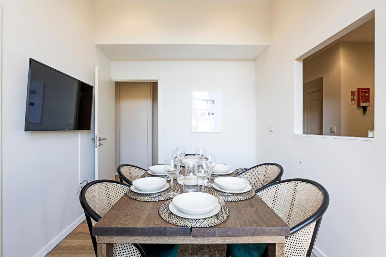 Brand New 4Br W/ 200Yrs Of History In Central Porto By Lovelystay Exteriör bild