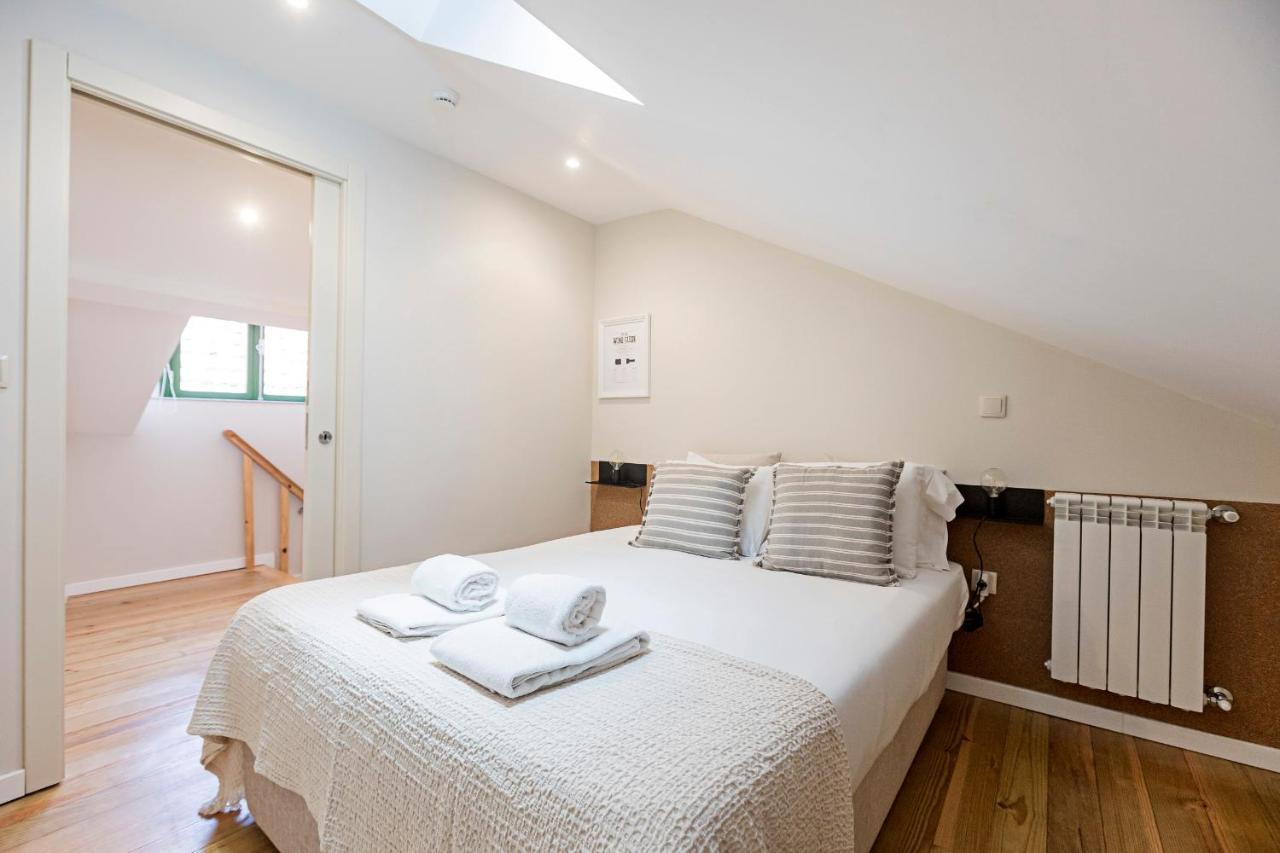 Brand New 4Br W/ 200Yrs Of History In Central Porto By Lovelystay Exteriör bild